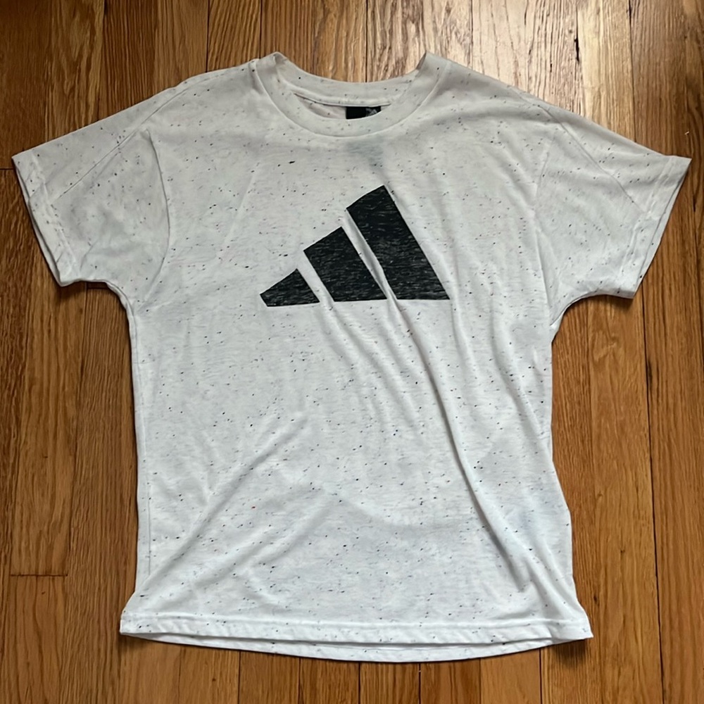 Adidas t-shirt women’s